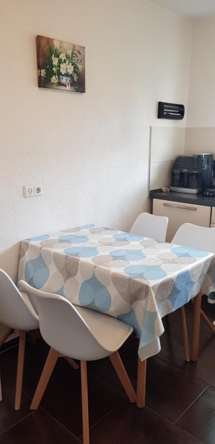 Apartamento Viktoria FDH Exterior foto
